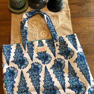 Lilly Pulitzer beach tote🏝⛱